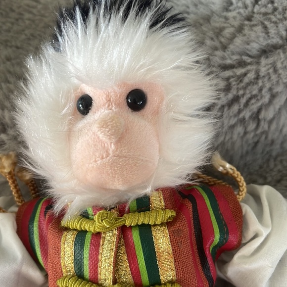 Disney Pirates of the Caribbean Jack Plush Toy Monkey 10” - Picture 2 of 6